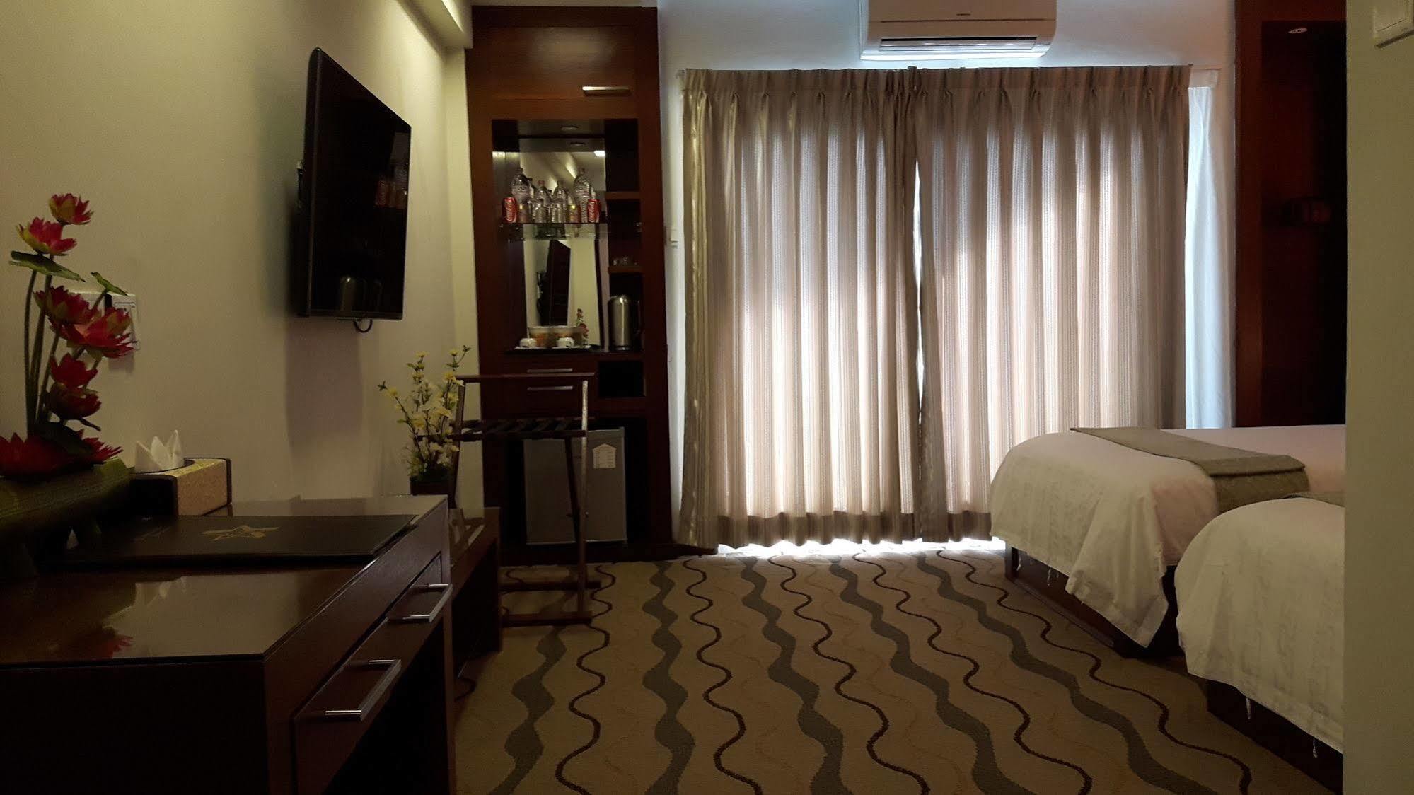 City Star Hotel Yangon Exterior photo
